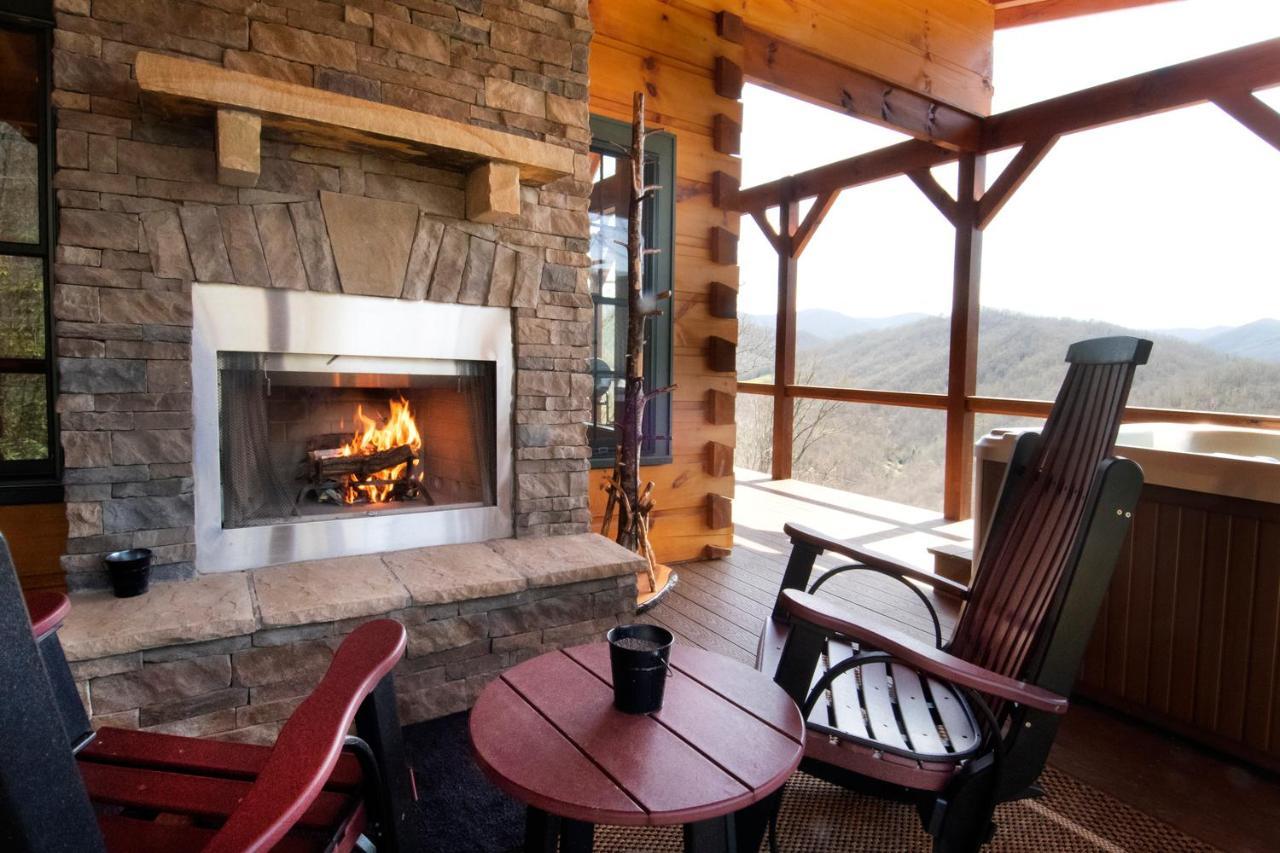 Cherokee Mountain Cabins, Llc Topton Exterior photo