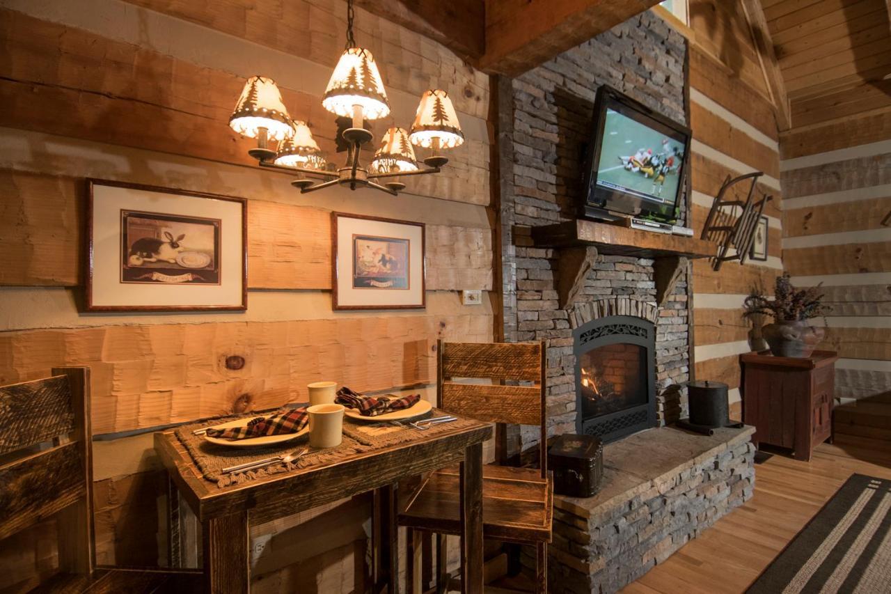 Cherokee Mountain Cabins, Llc Topton Exterior photo