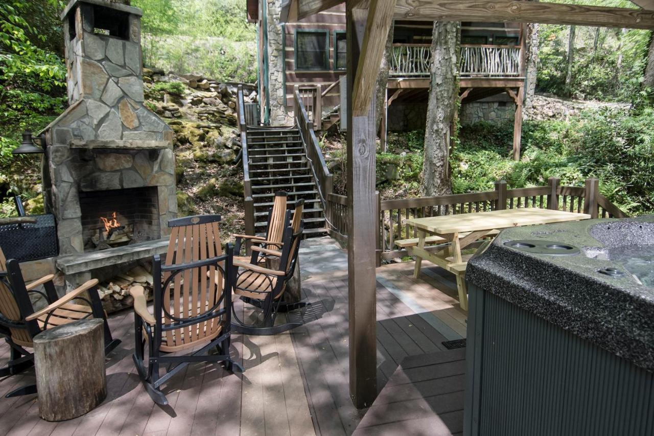 Cherokee Mountain Cabins, Llc Topton Exterior photo